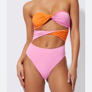 NWT Solid & Striped Marlie One Piece Reversible in Carnation Pink & Clem…